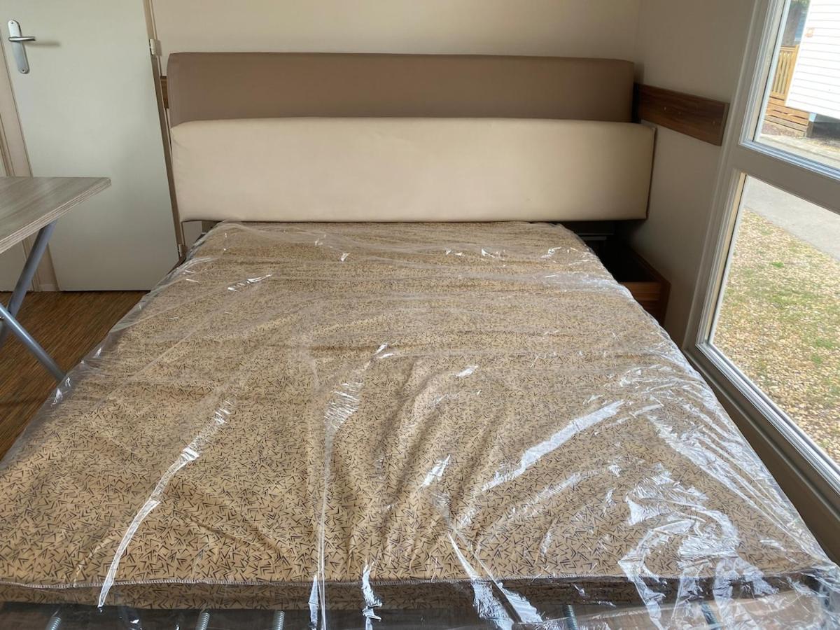 Camping Mobil Pour 6, Pres De La Mer, Dans Un 4 Etoiles A 20min De Montpellier. *